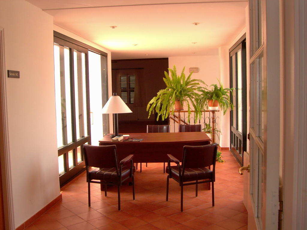 Auberge de jeunesse Grupoandria El Claustre De Ciutadella - Hospederia Extérieur photo